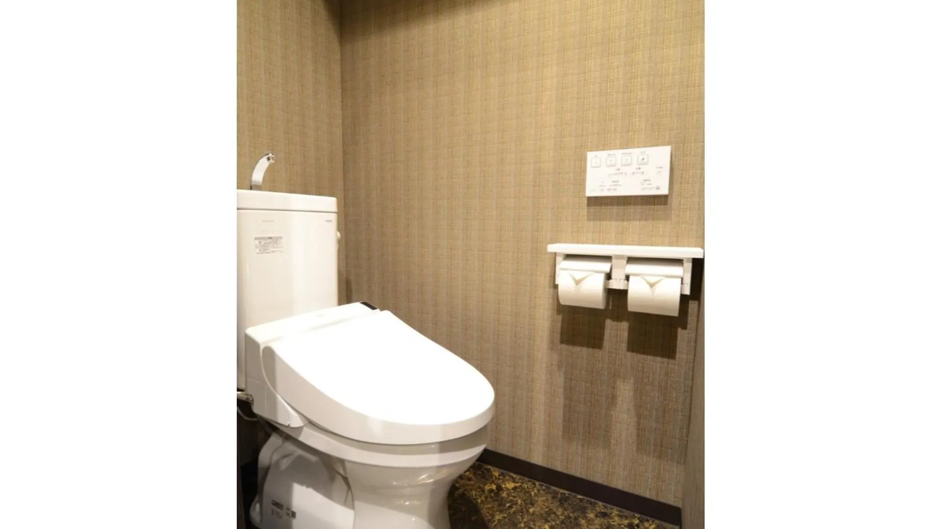Nihonbashi Luxe Hotel - Vacation Stay 77605V Osaka