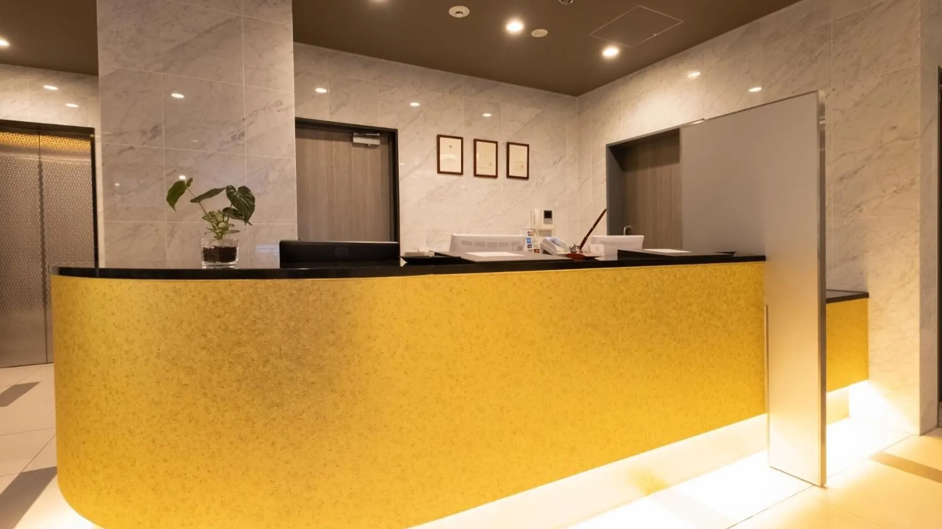 Nihonbashi Luxe Hotel - Vacation Stay 77605V Osaka 0*,